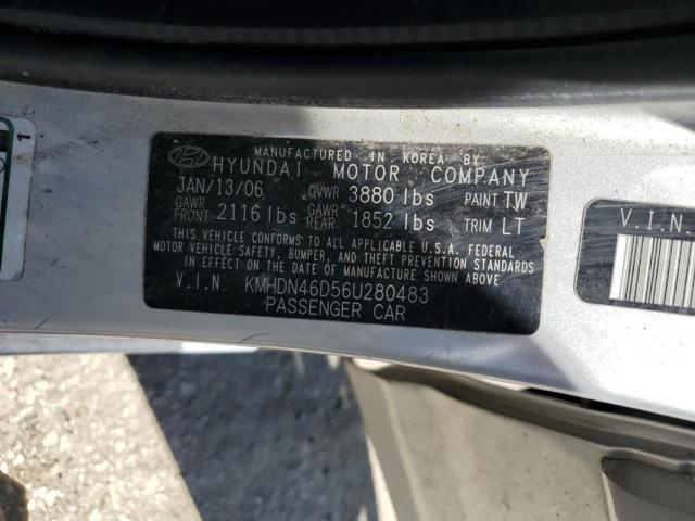 Hyundai ELANTRA Gls Image 10