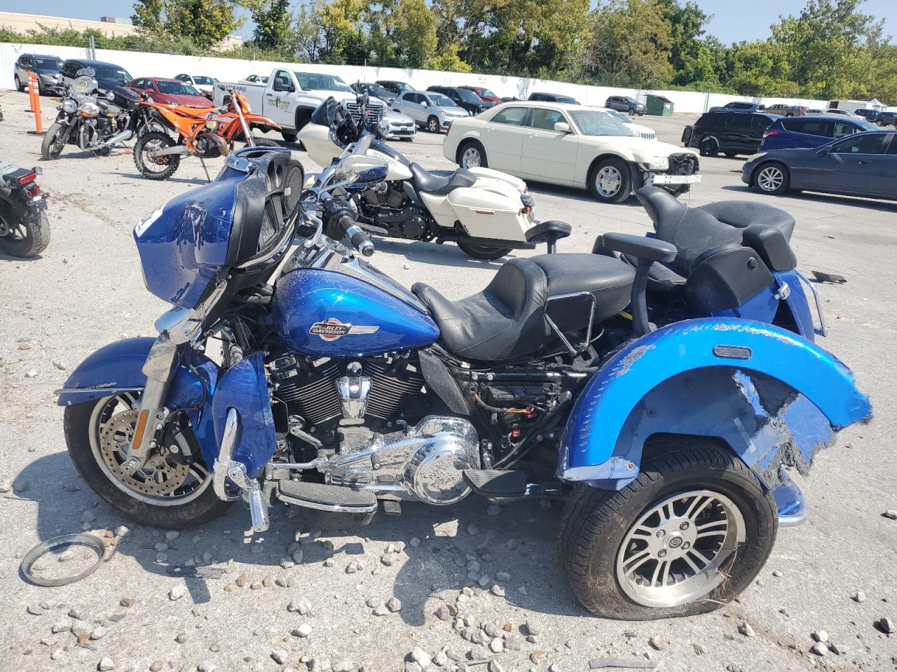 Harley-Davidson Fl Image 2