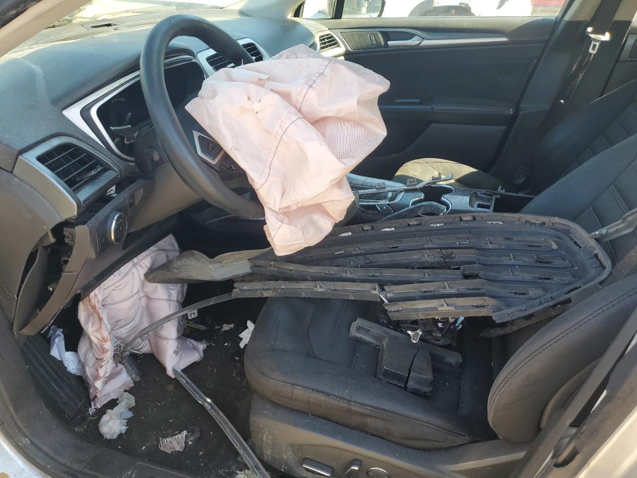 Ford Fusion Se Image 5