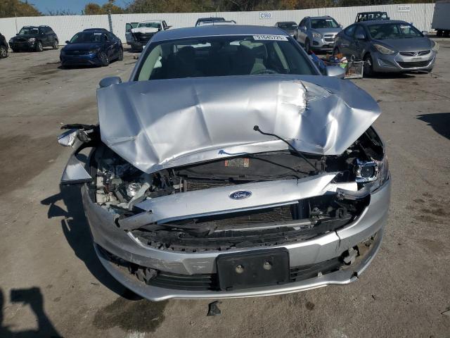 Ford Fusion S Image 12