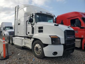  Salvage Mack Anthem