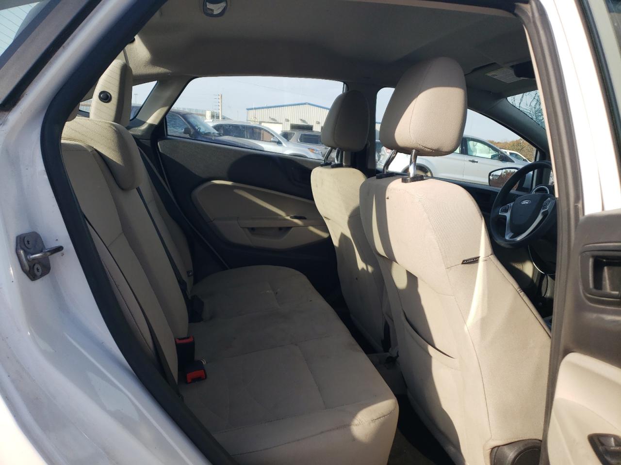 Ford Fiesta Se Image 6