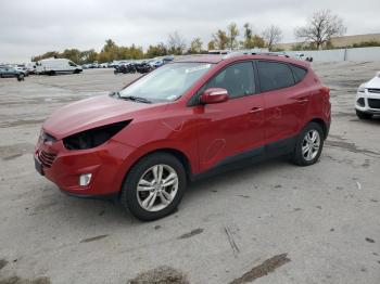  Salvage Hyundai TUCSON