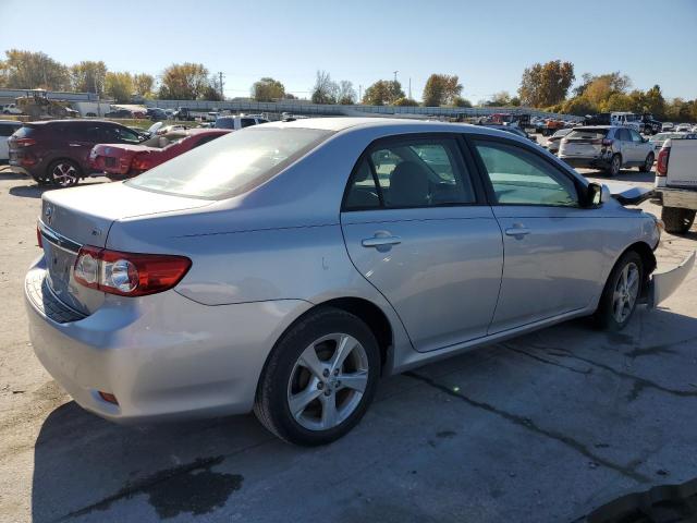 Toyota Corolla Base Image 4