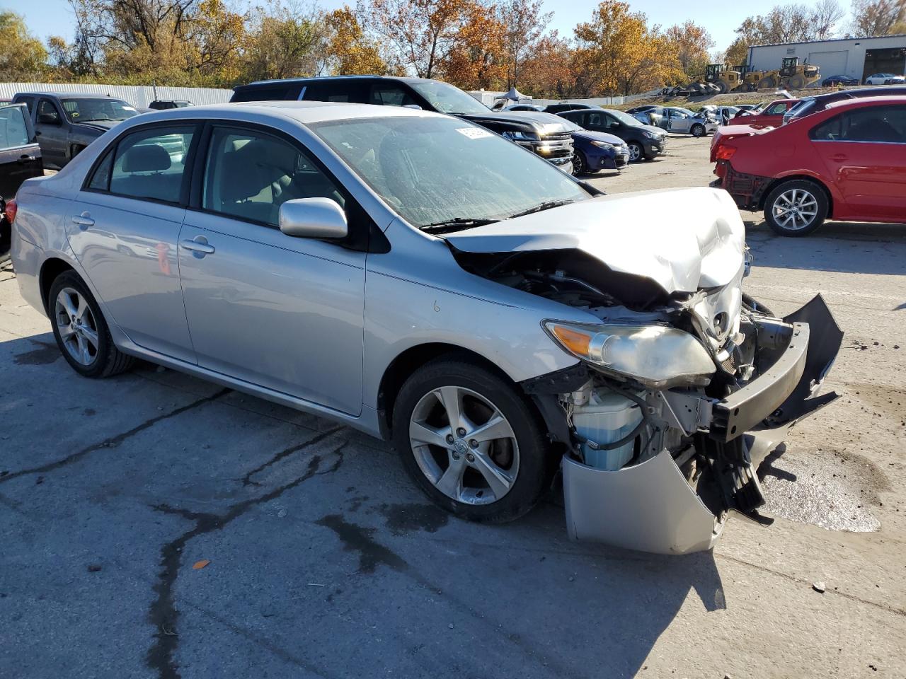 Toyota Corolla Base Image 2