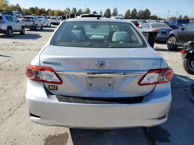 Toyota Corolla Base Image 11