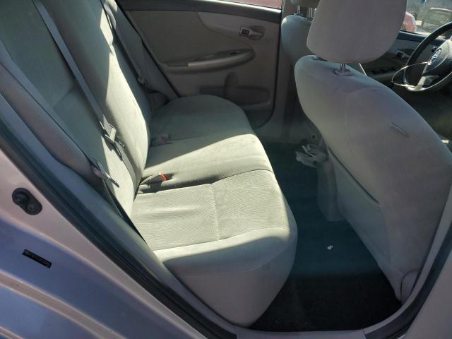 Toyota Corolla Base Image 10