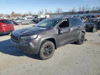  Salvage Jeep Cherokee