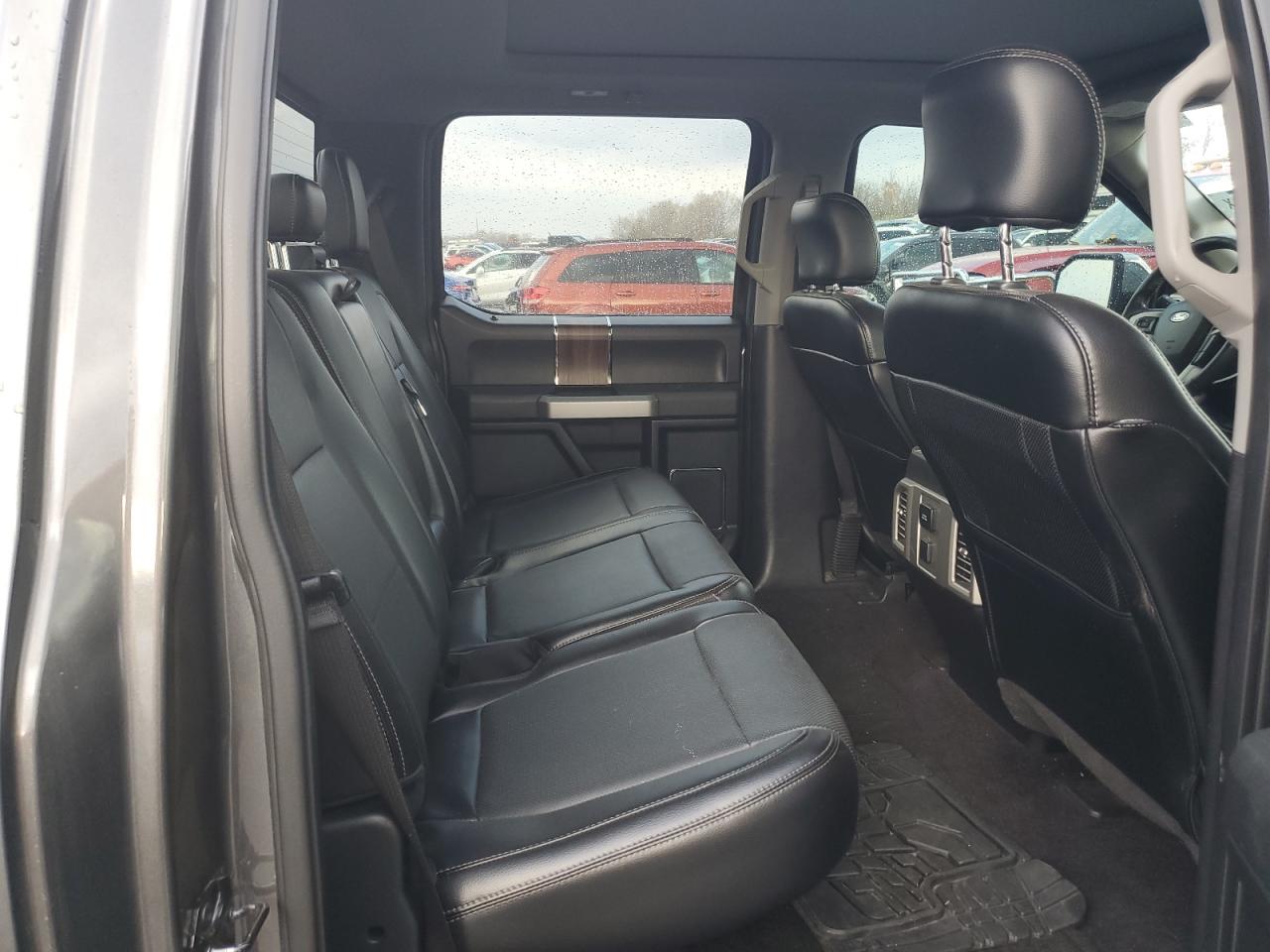 Ford F-150 Supercrew Image 7