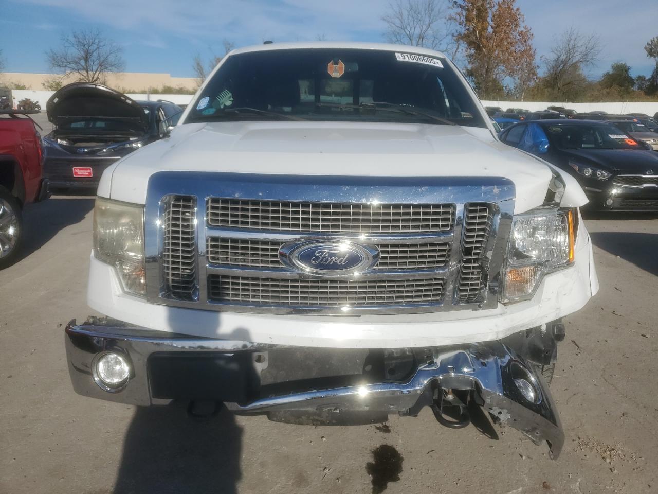 Ford F-150 Supercrew Image 3