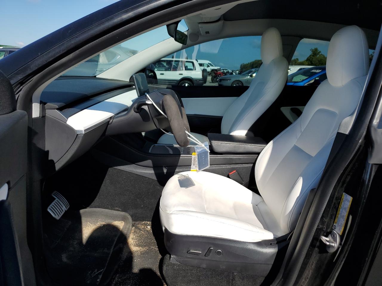 Tesla Model Y Image 6