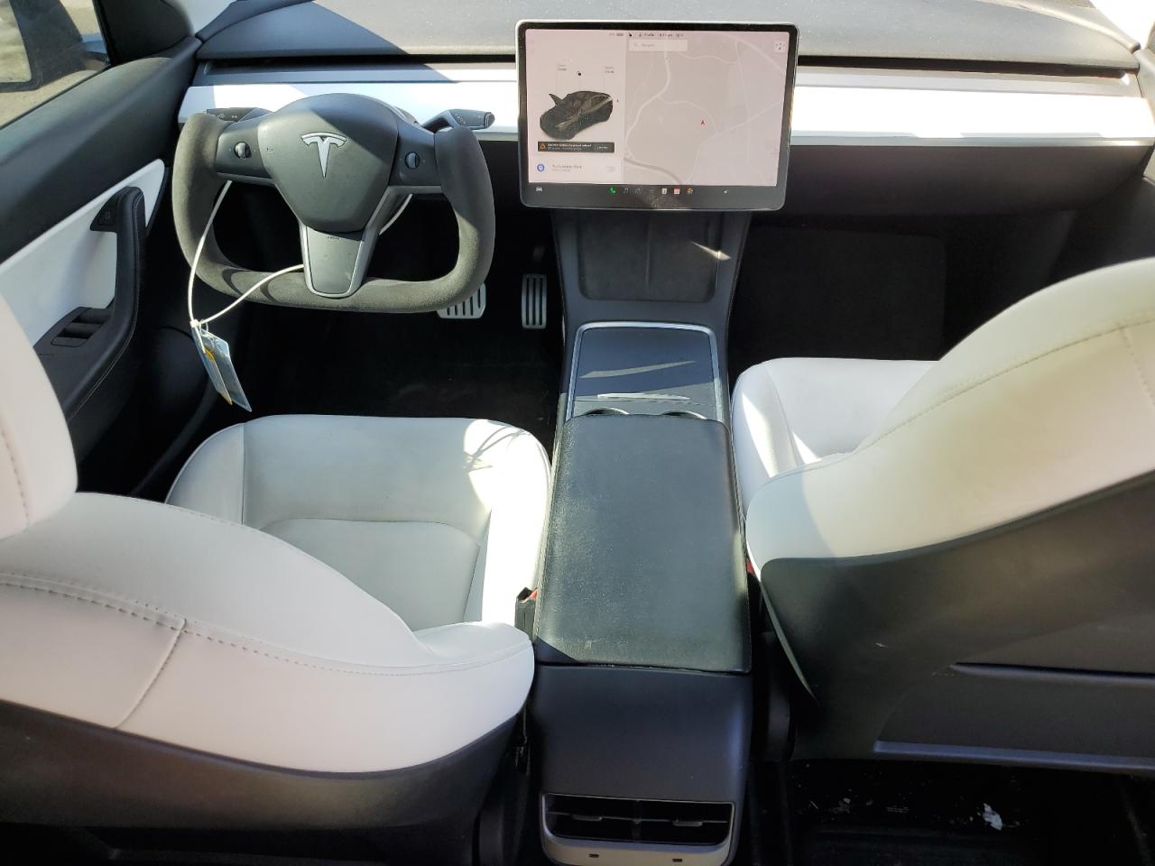 Tesla Model Y Image 12