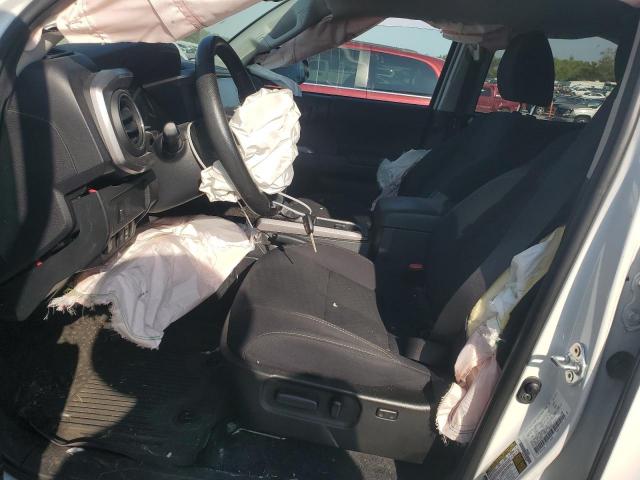 Toyota Tacoma Double Cab Image 8