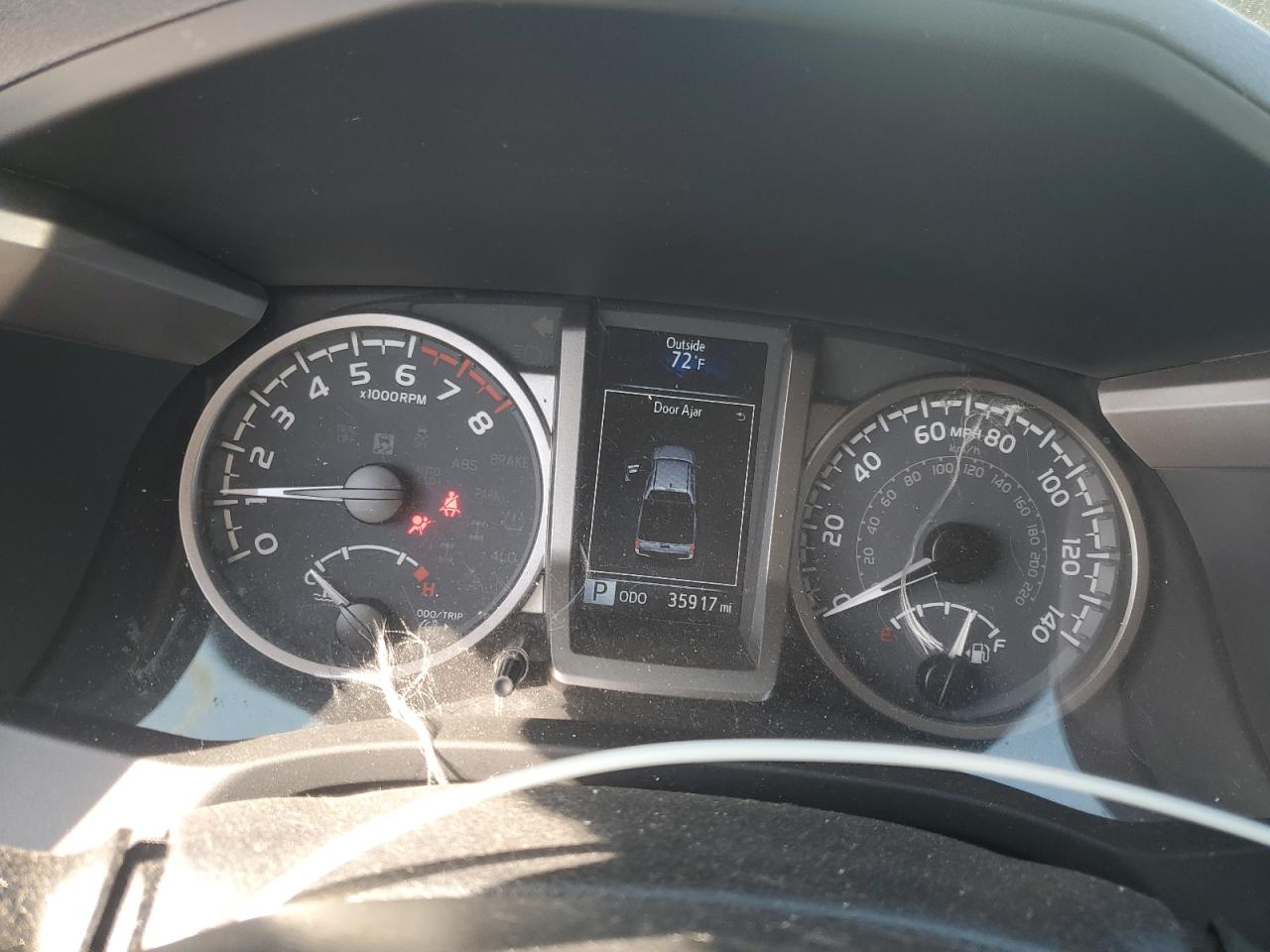 Toyota Tacoma Double Cab Image 12