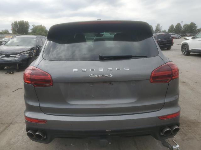 Porsche Cayenne S Image 9