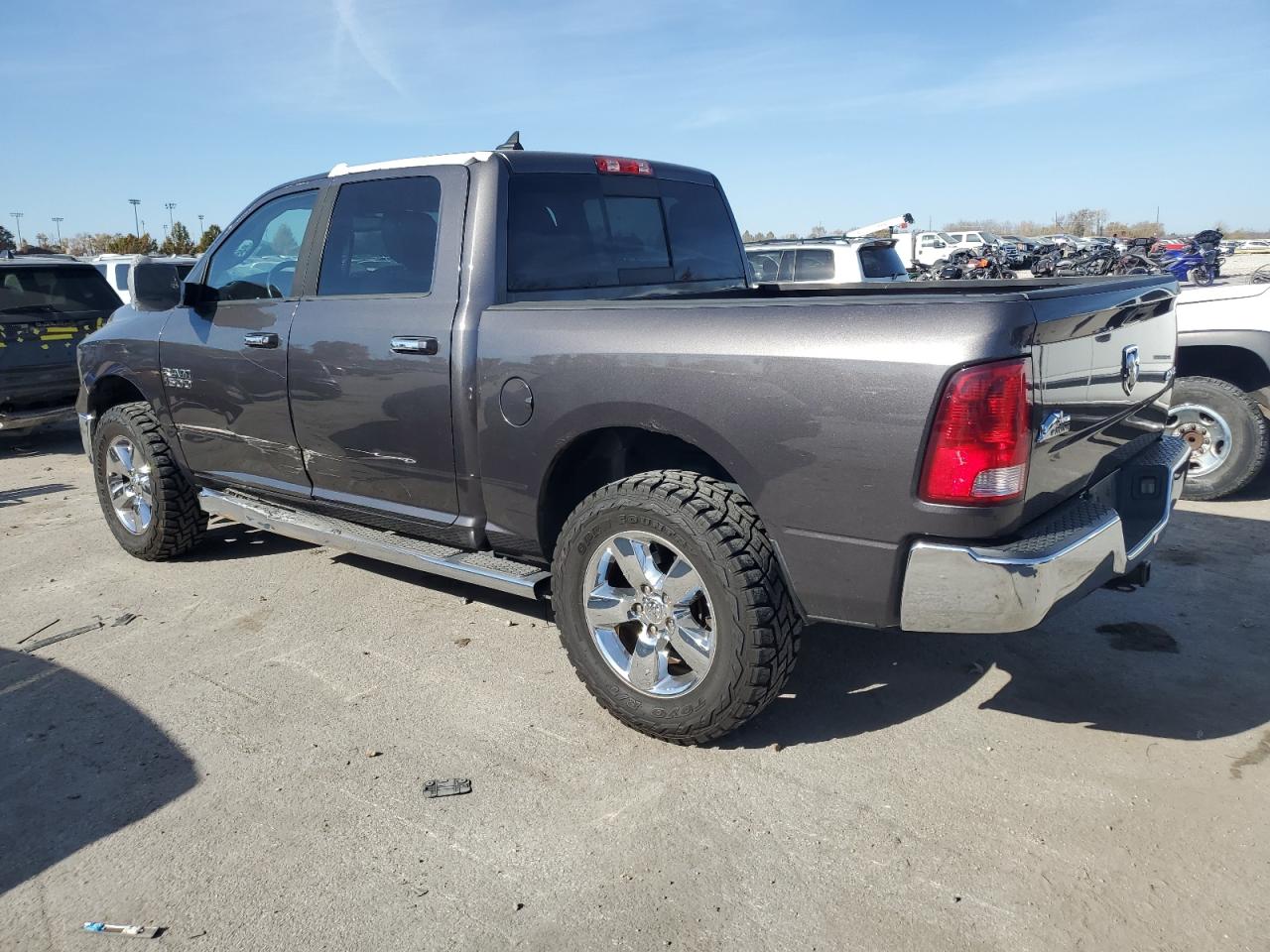 Ram 1500 Slt Image 2