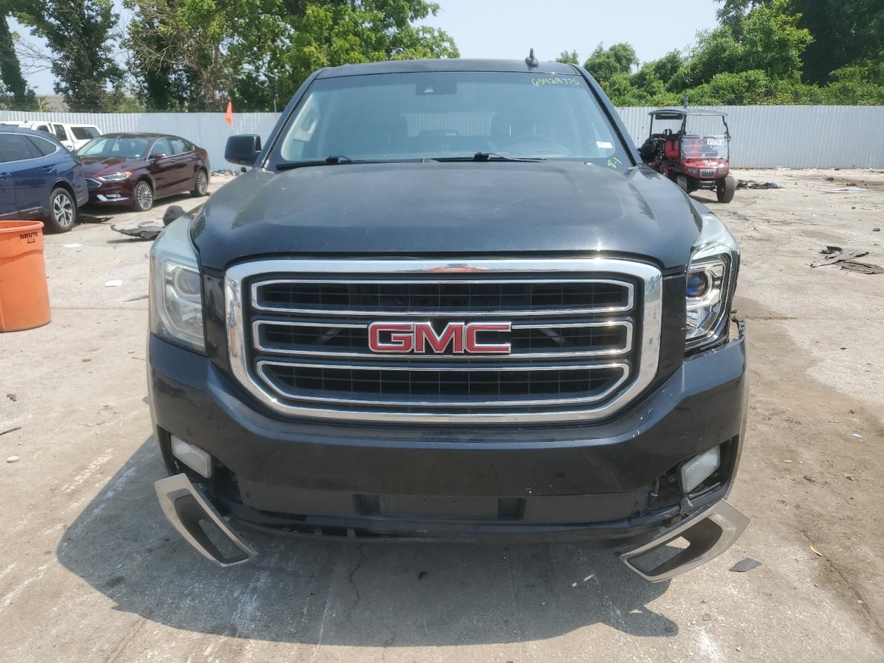 GMC Yukon K1500 Slt Image 2