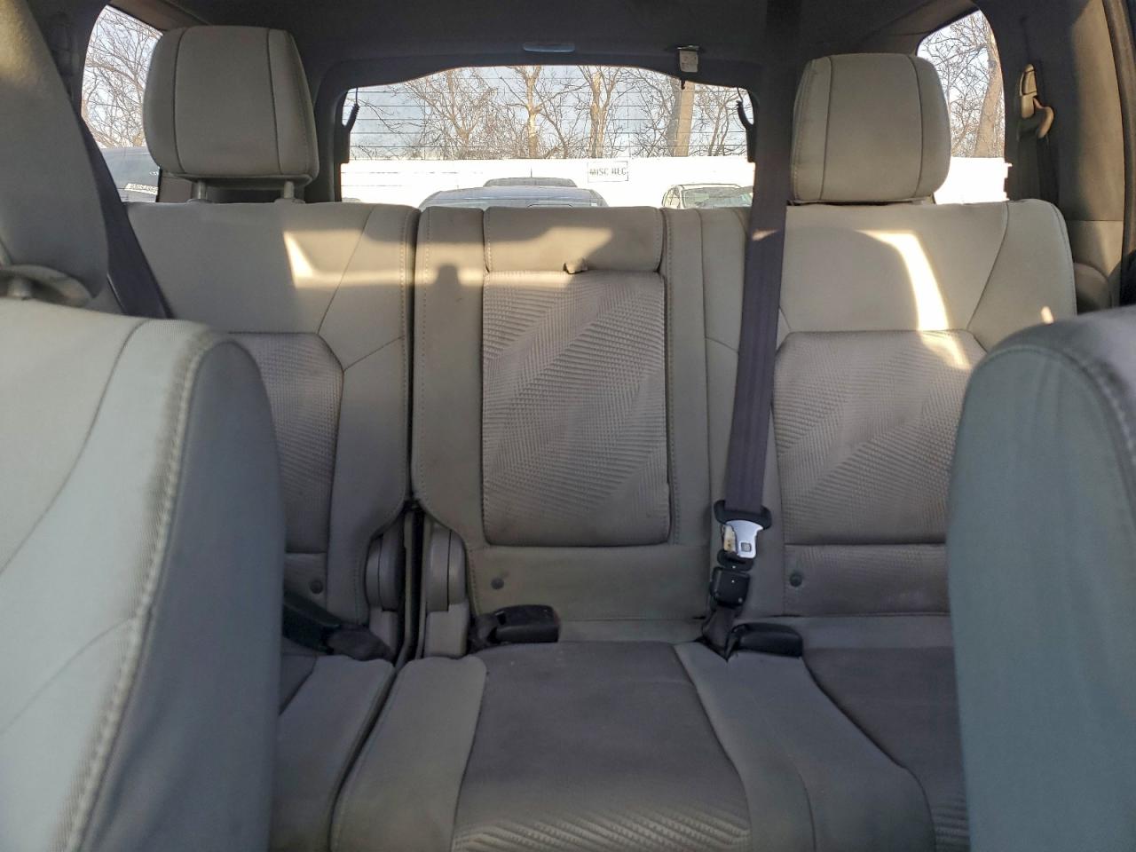 Honda Pilot Lx Image 10