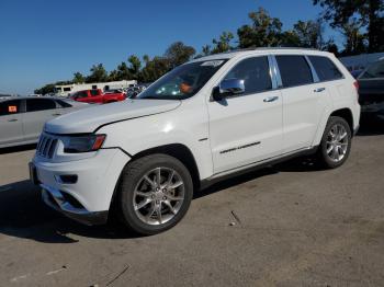  Salvage Jeep Grand Cherokee