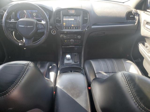 Chrysler 300 S Image 9