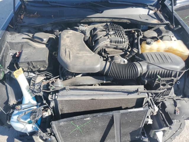 Chrysler 300 S Image 2