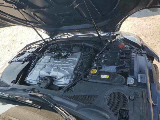 Jaguar F-TYPE R Image 11