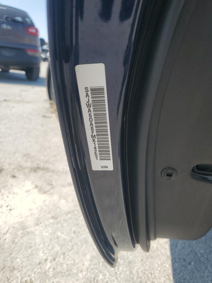 Jaguar F-TYPE R Image 10