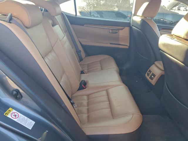 Lexus Es 300h Image 12