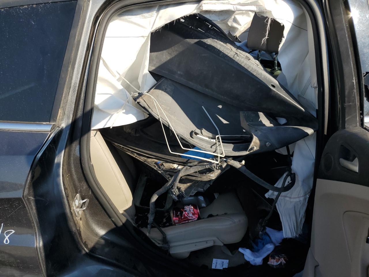 Ford Escape Titanium Image 11