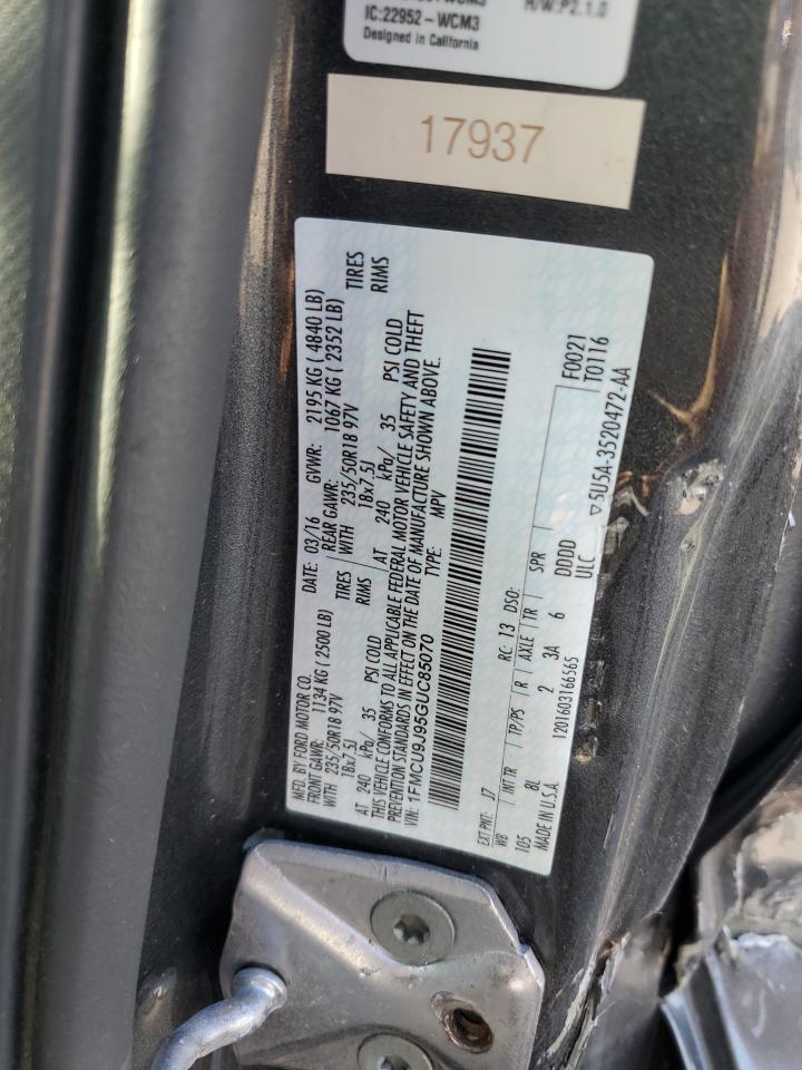 Ford Escape Titanium Image 10