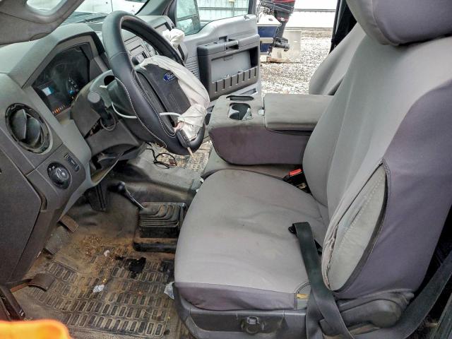 Ford F-350 Super Duty Image 13
