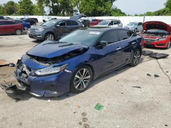  Salvage Nissan Maxima