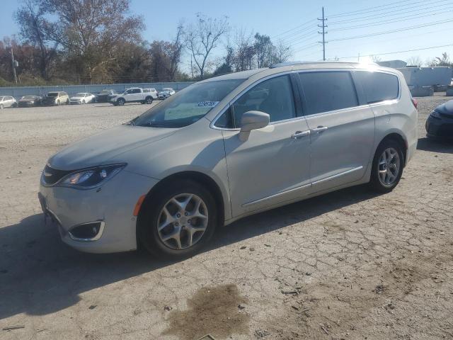  Salvage Chrysler Pacifica