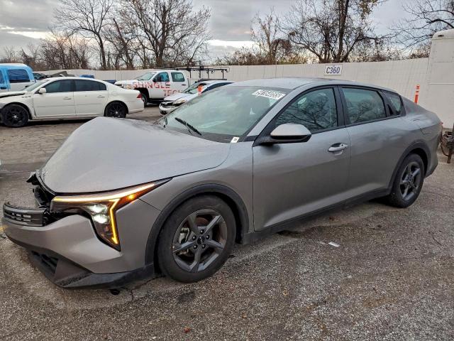  Salvage Kia K4 Lx