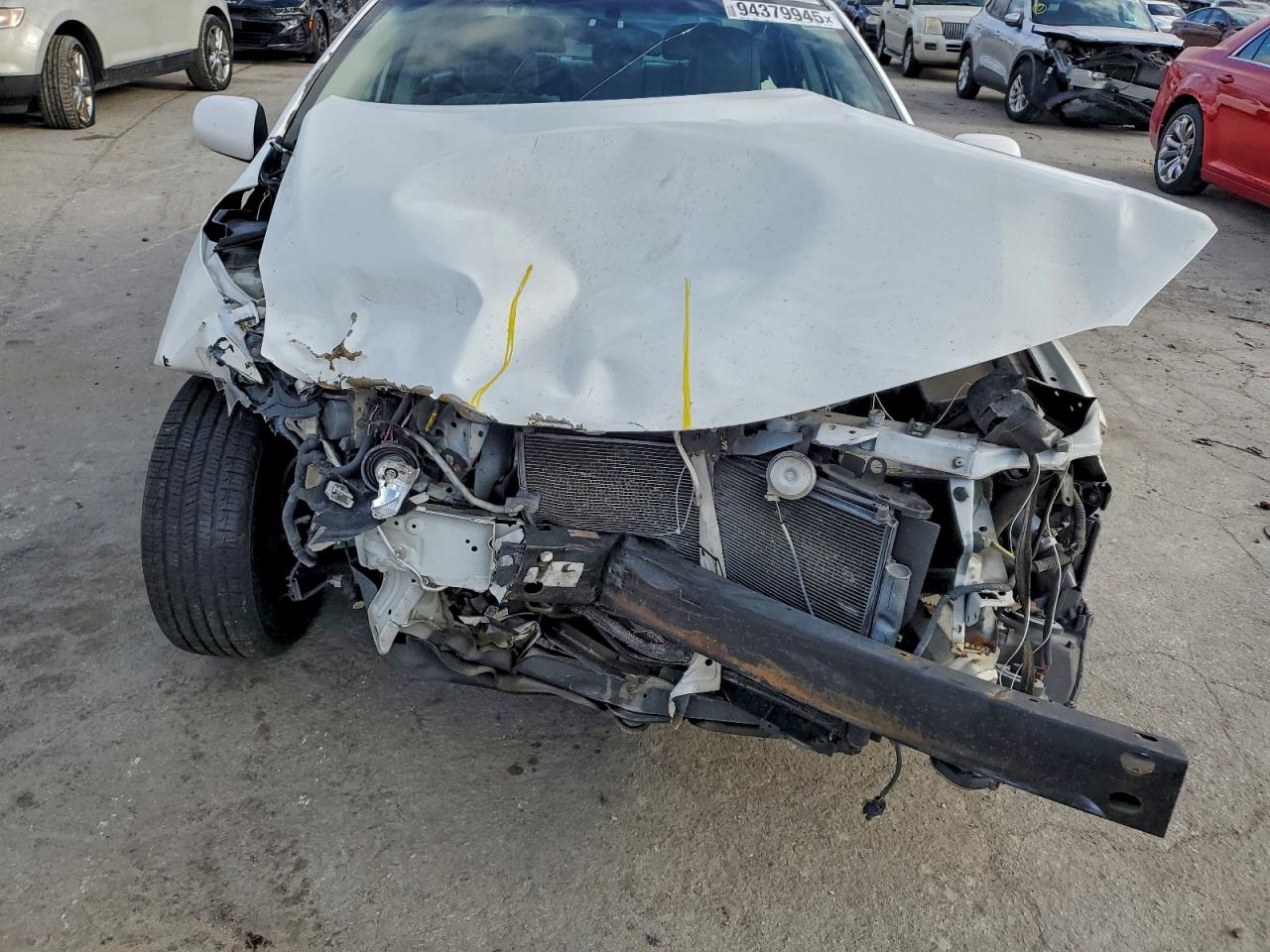 Toyota Corolla Base Image 12