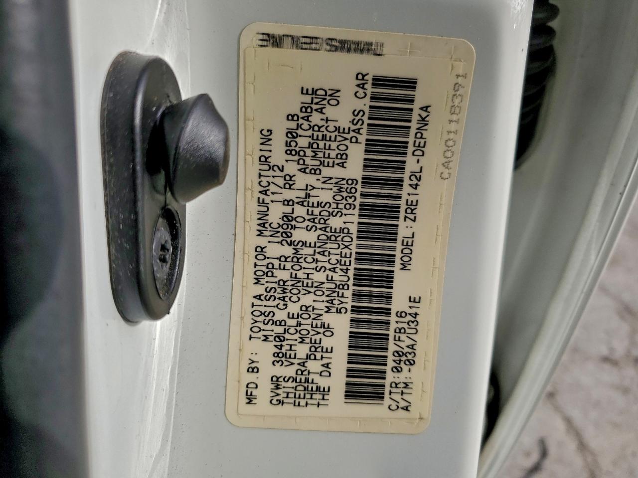 Toyota Corolla Base Image 11