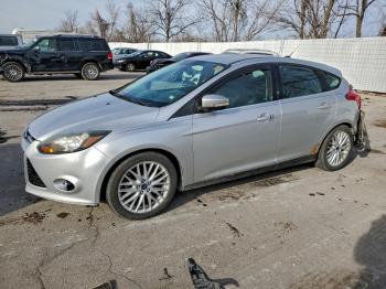  Salvage Ford Focus