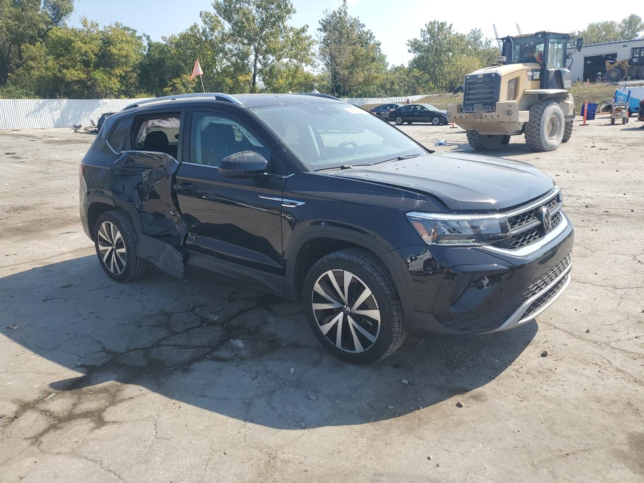 Volkswagen Taos Se Image 9