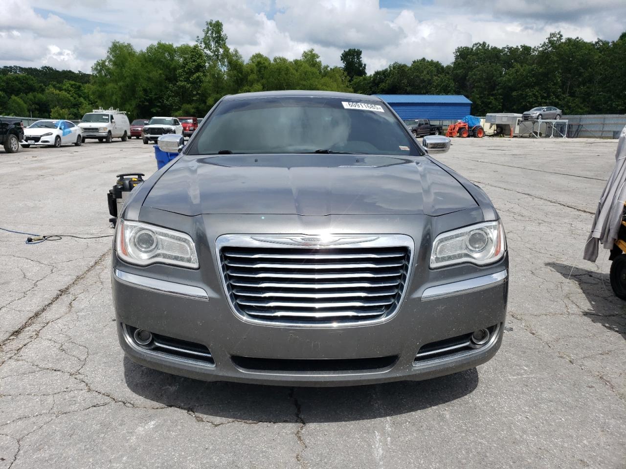Chrysler 300 Limited Image 5