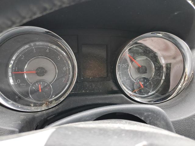 Chrysler Minivan Touring Image 8