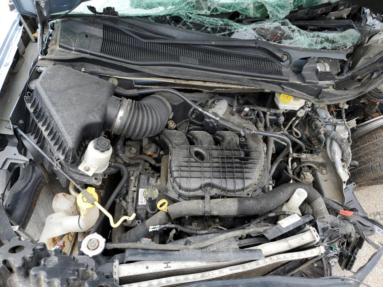 Chrysler Minivan Touring Image 12