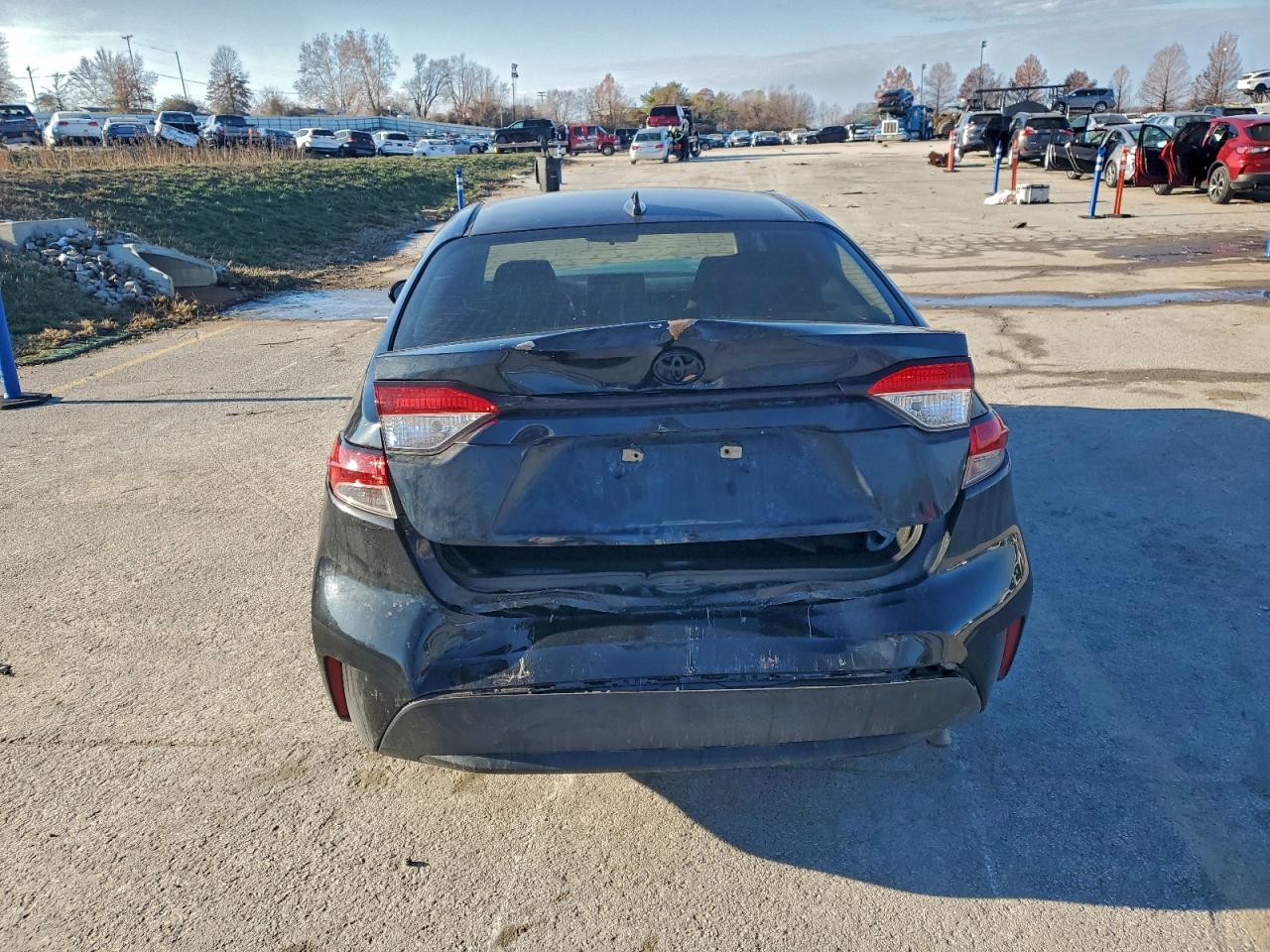 Toyota Corolla Le Image 3