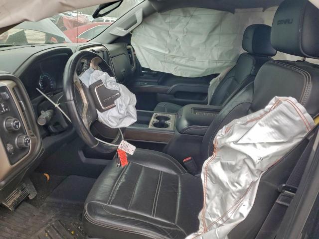 GMC Sierra K1500 Denali Image 3