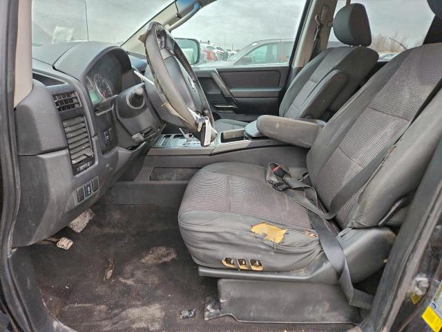 Nissan Titan Xe Image 10