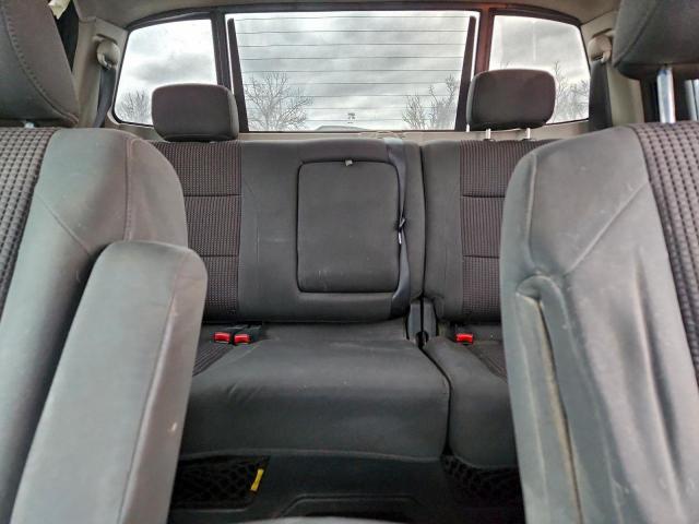 Nissan Titan Xe Image 8