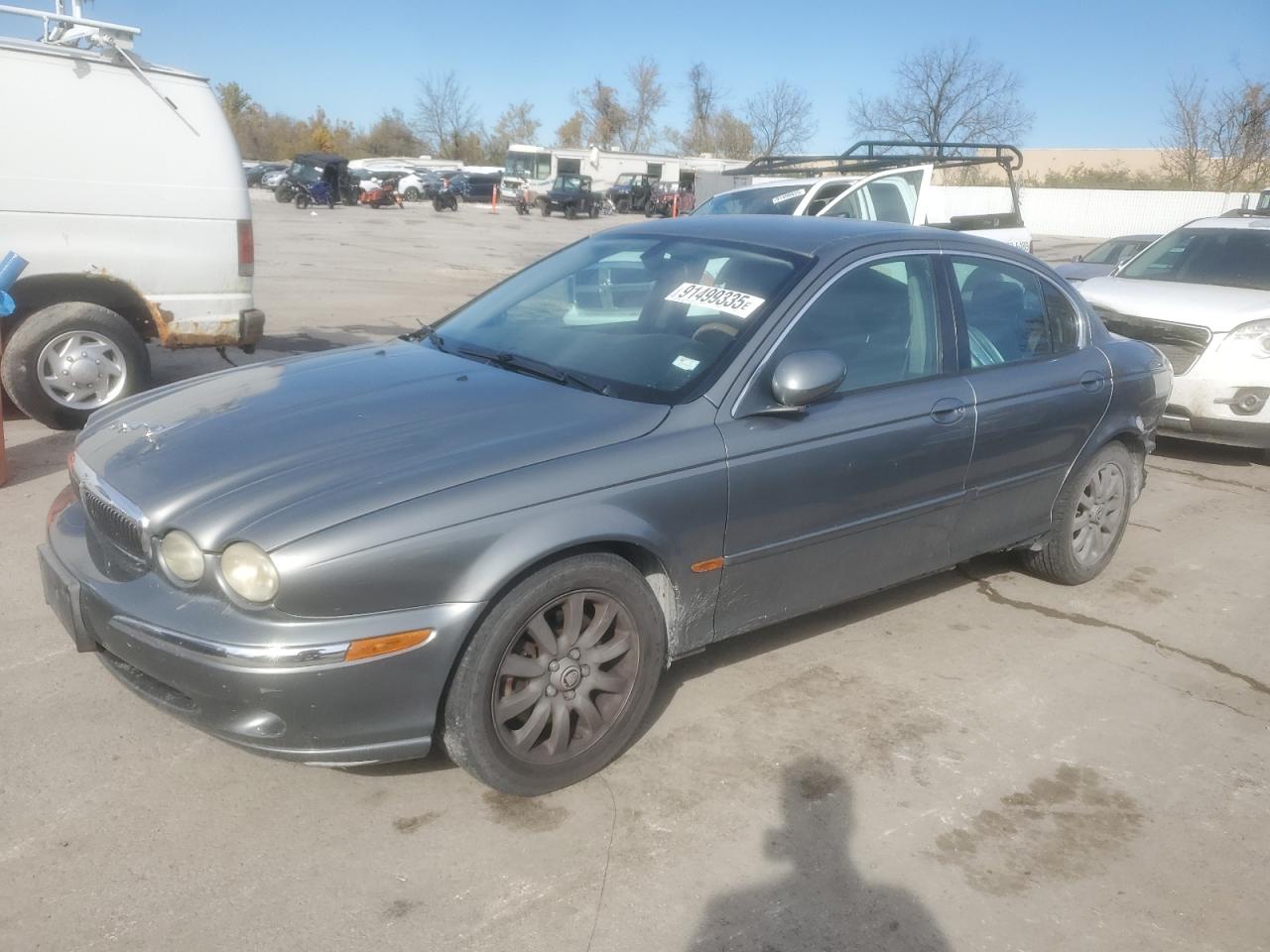 Jaguar X-Type 2.5 Image 1