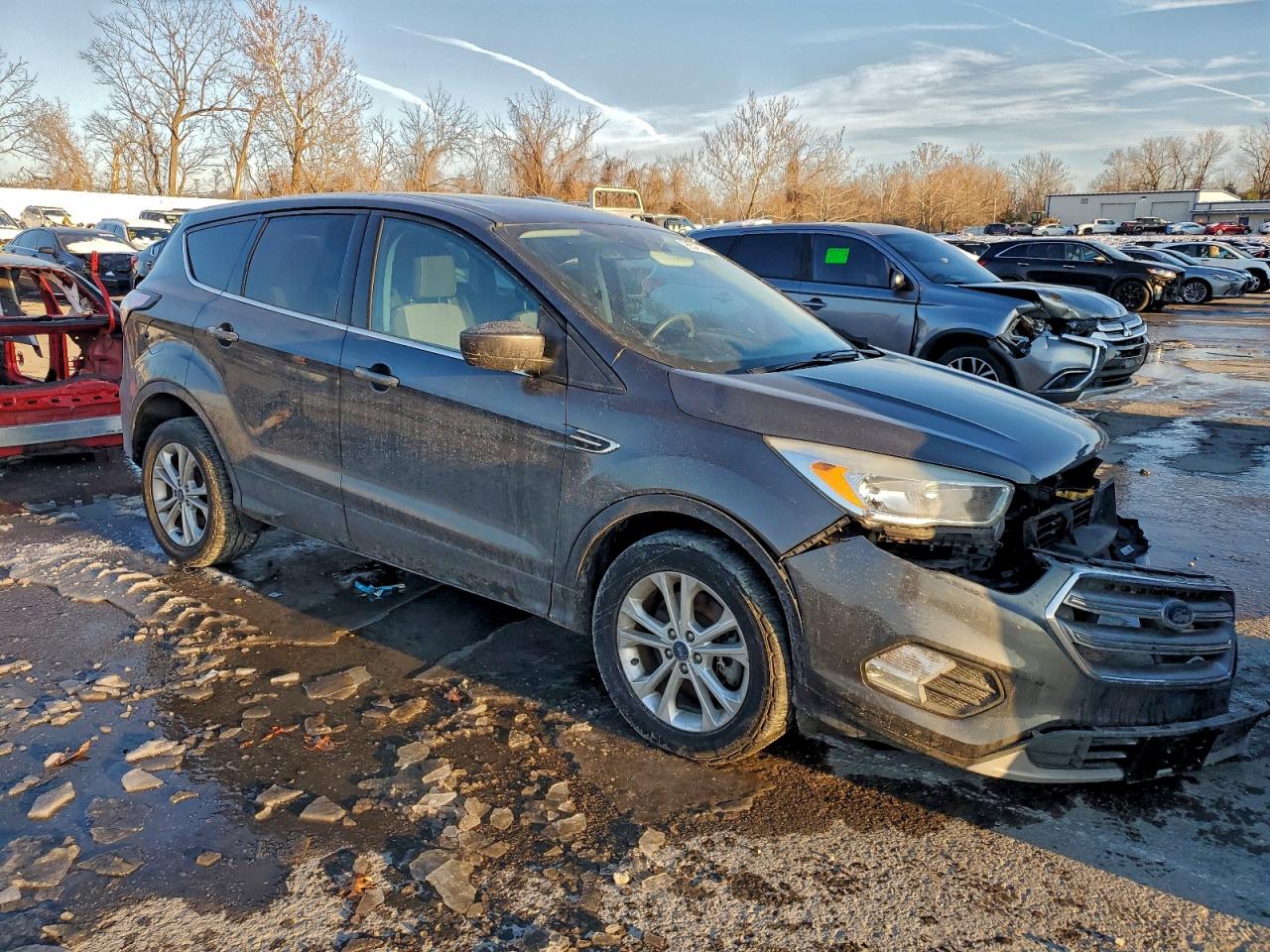 Ford Escape Se Image 3