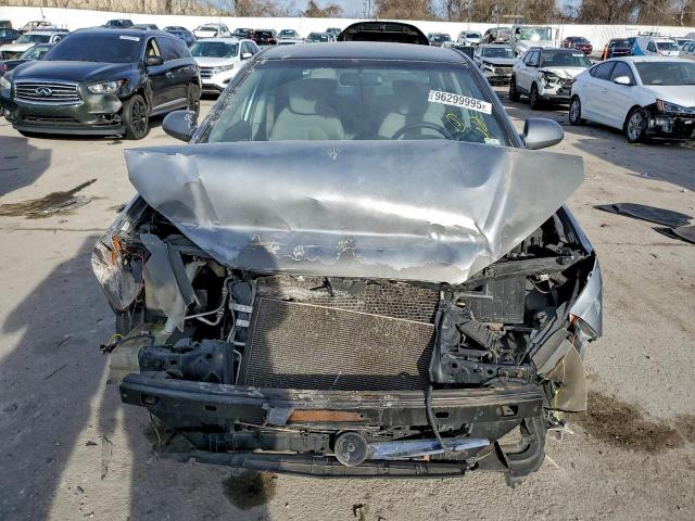 Hyundai ELANTRA Blue Image 7