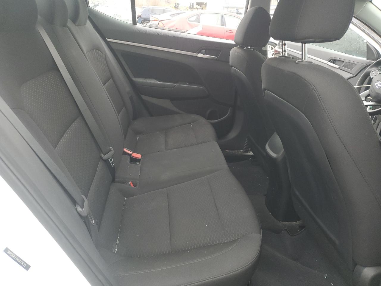 Hyundai ELANTRA Sel Image 11