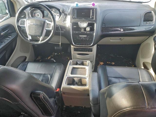 Chrysler Minivan Touring L Image 8